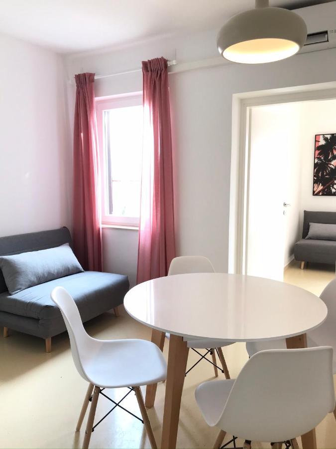 Apartments Renata Пинезичи Экстерьер фото