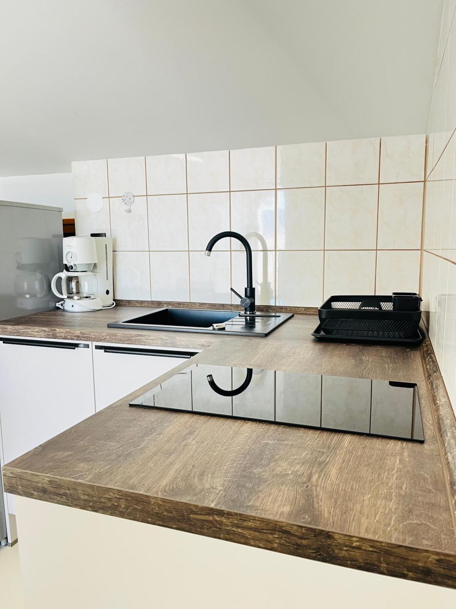 Apartments Renata Пинезичи Экстерьер фото