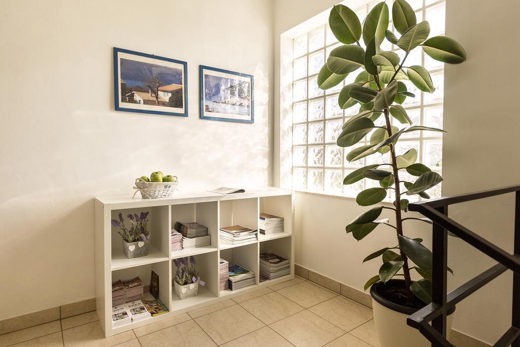 Apartments Renata Пинезичи Экстерьер фото